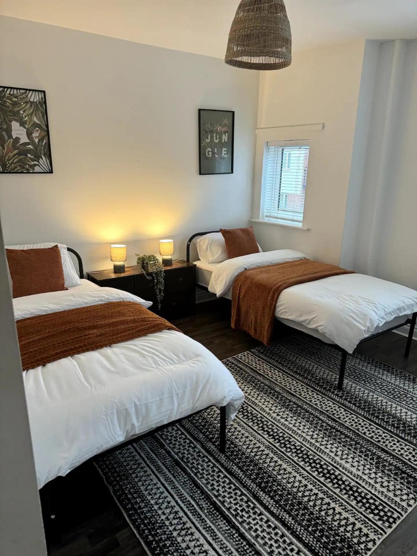 Modern Twin Room Near Ancoats & Etihad Stadium Манчестер Экстерьер фото